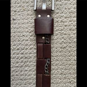 Sandwich leather denim belt.